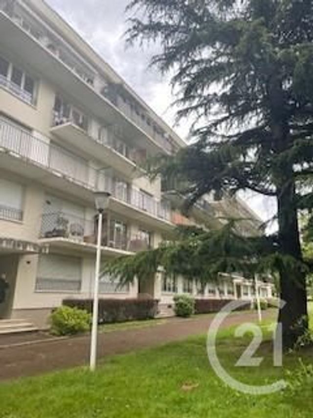 Appartement F1 à louer - 1 pièce - 38.16 m2 - LE PLESSIS BOUCHARD - 95 - ILE-DE-FRANCE - Century 21 La Demeure